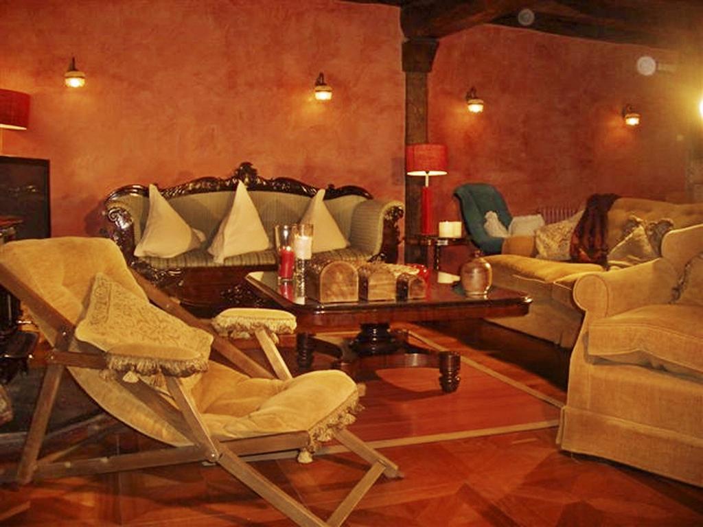 La Casa De Las Brujas Hotell Barrio  Eksteriør bilde